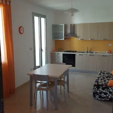 דירה Appartamento Porto Cesareo פורטו צ'זראו